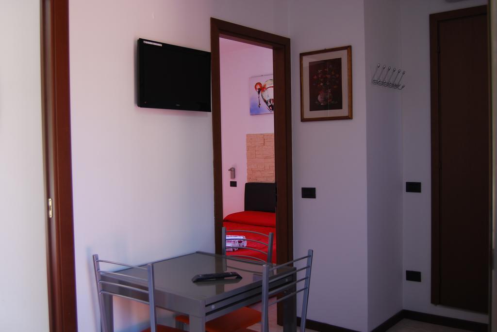 Appartamenti Corneliani II Sirmione Dış mekan fotoğraf